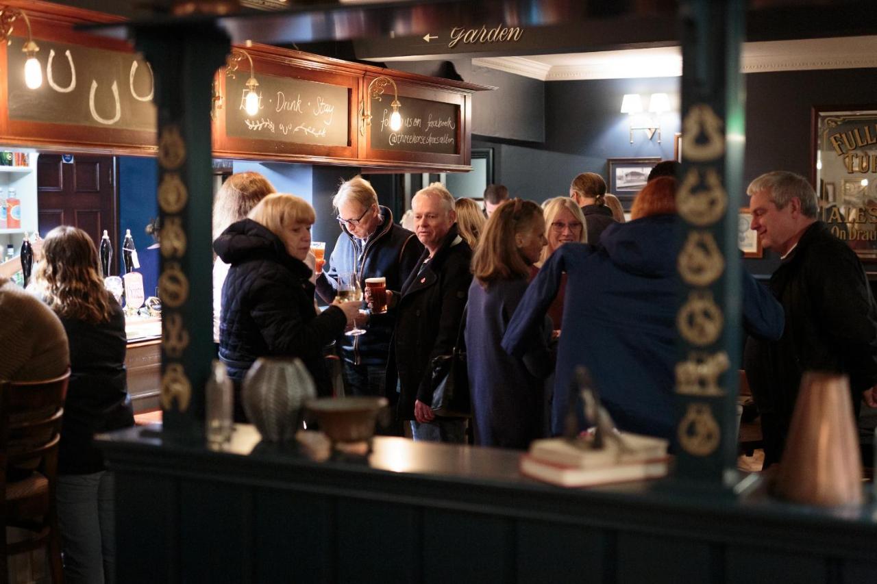 The Three Horseshoes East Worldham Alton  Dış mekan fotoğraf