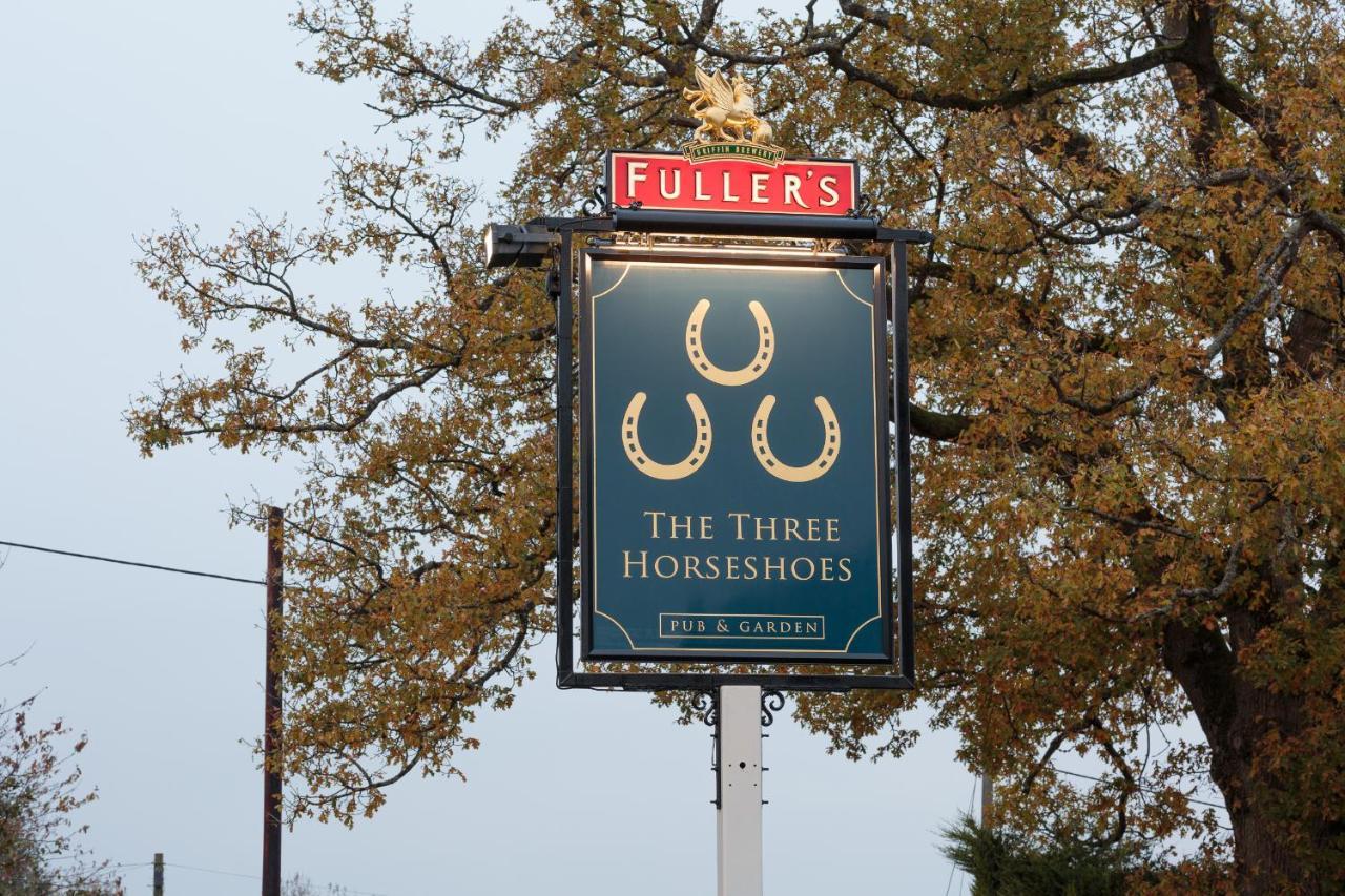 The Three Horseshoes East Worldham Alton  Dış mekan fotoğraf